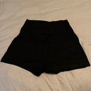 Old Navy Women's Maternity Black Shorts